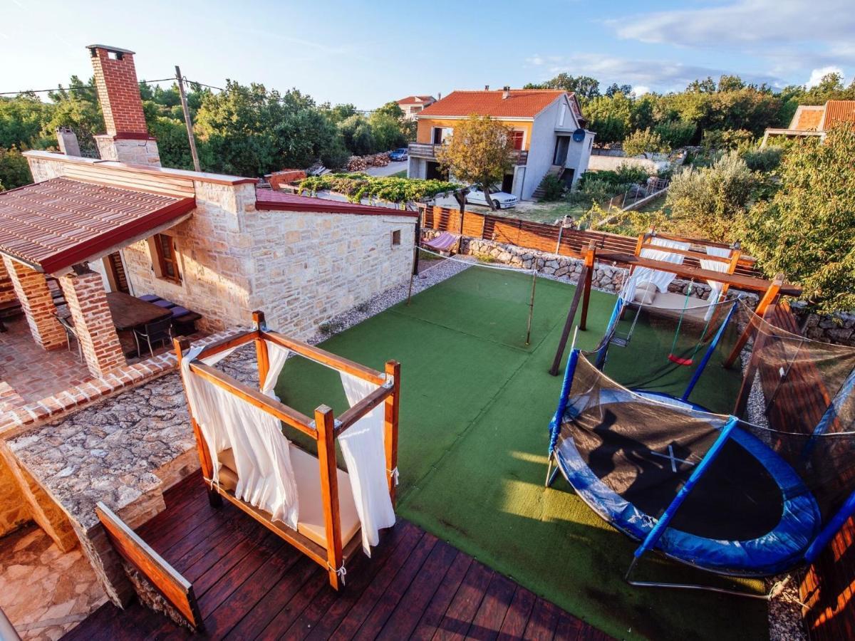 Splendid Holiday Home In Jasenice Maslenica Exterior photo